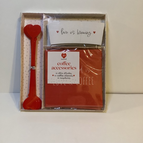 Target Bullseye Playground 2023 Coffee Accessory Set - Picture 2 of 3